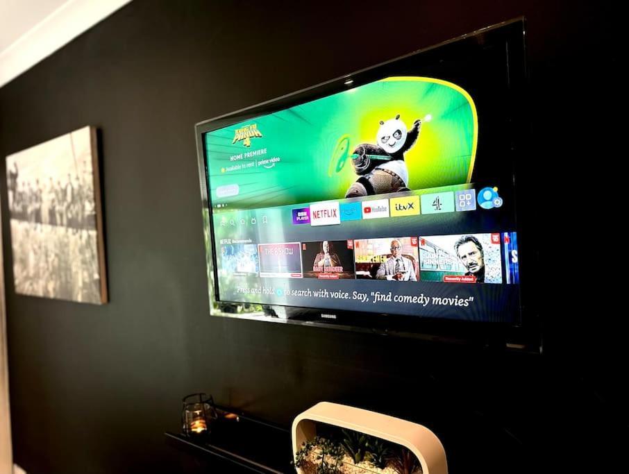Stunning Luxury Croydon Apartment Gatwick Airport Close เพอร์ลีย์ ภายนอก รูปภาพ